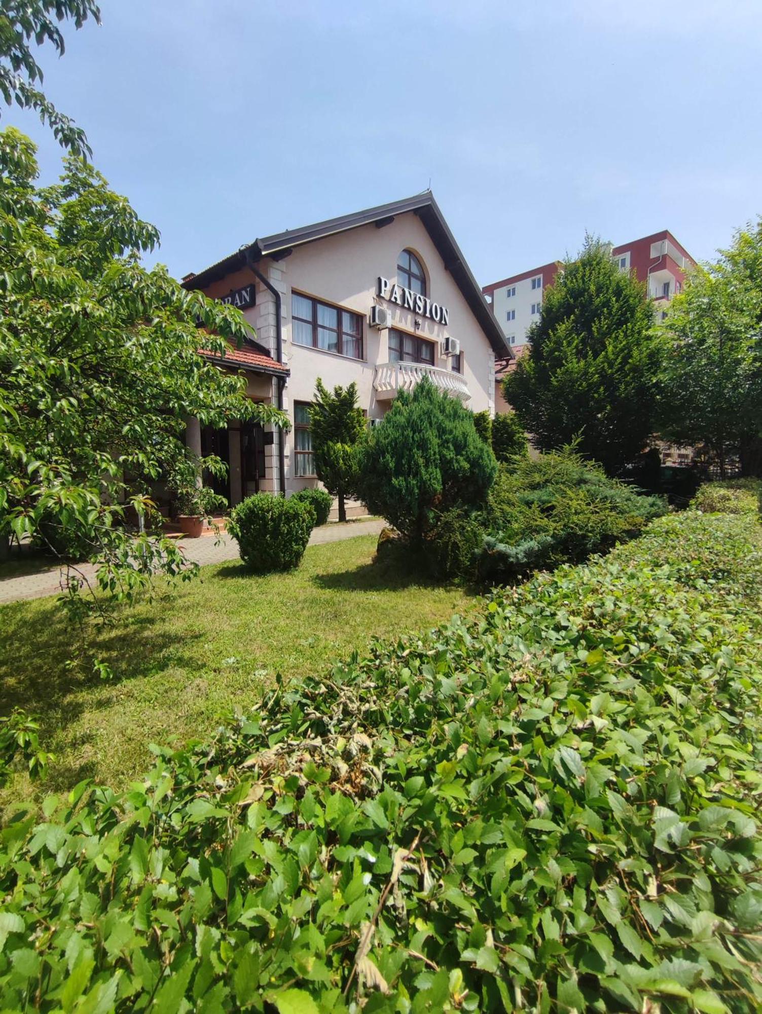 Bed and Breakfast Pansion Kamin Lukavica Экстерьер фото