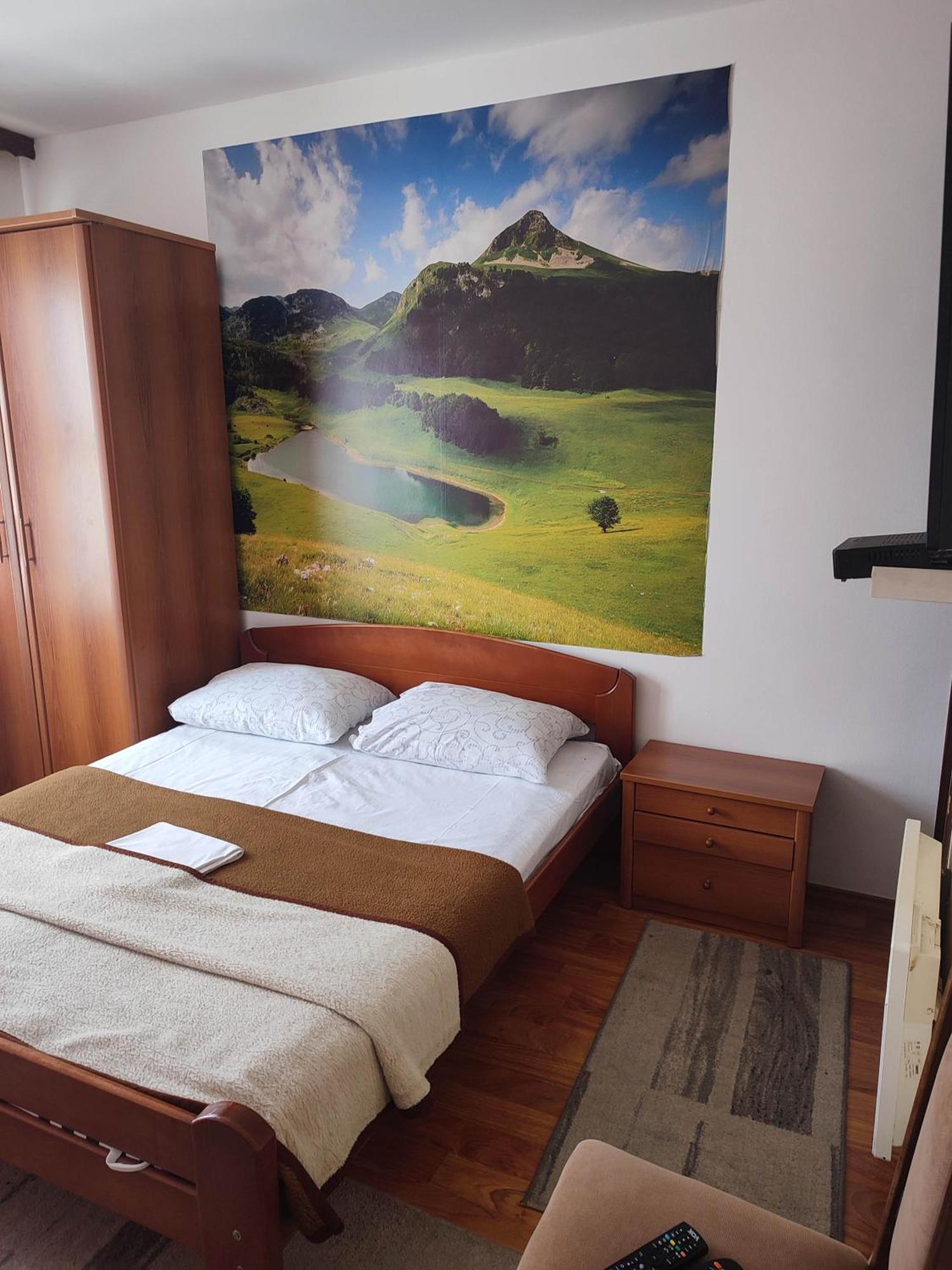Bed and Breakfast Pansion Kamin Lukavica Экстерьер фото