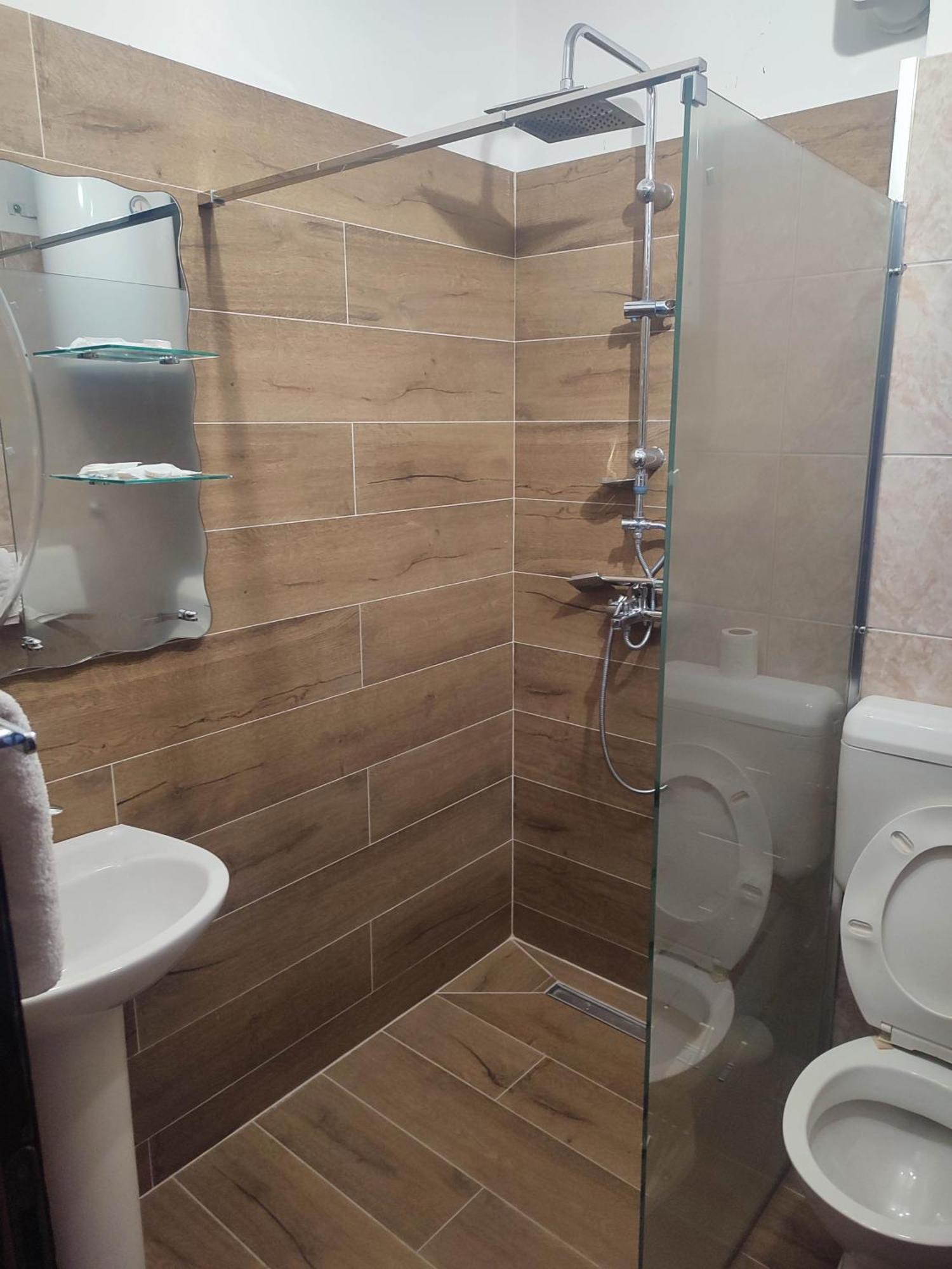 Bed and Breakfast Pansion Kamin Lukavica Экстерьер фото